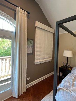 Black out Roman shades