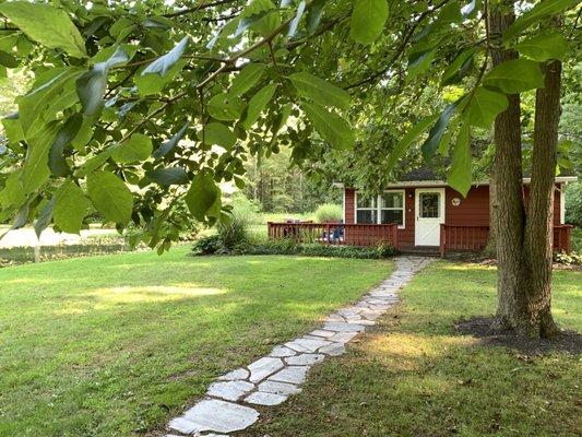 The approach to the cabin. You can see the pond to the left.