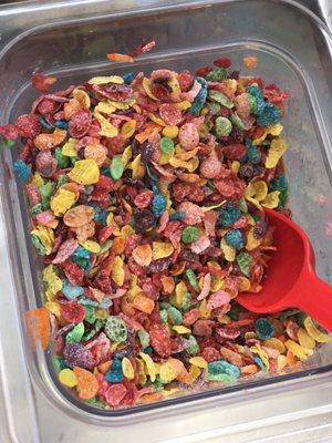 New Topping alert! FRUIT PEBBLES!