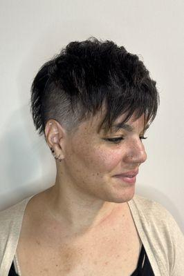 Short textured woman's hair