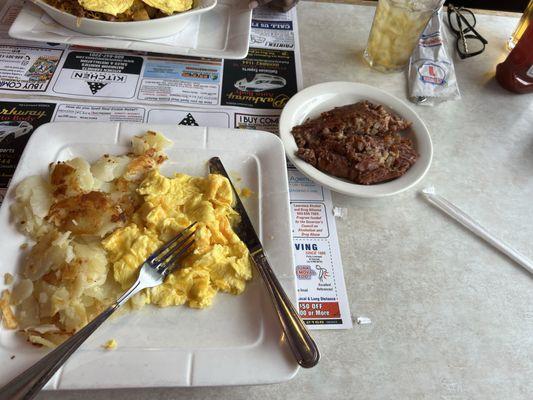 Corned Beef Hash & eggs