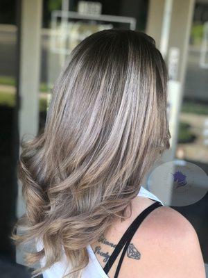 Balyage with shadow root