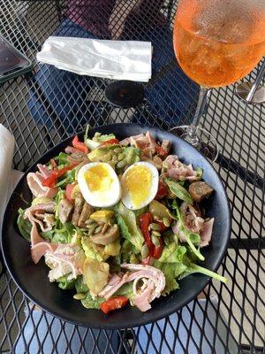 Kele and Brussels Chef's Salada & Aperol Spritz