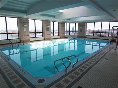 Horizon Condo pool