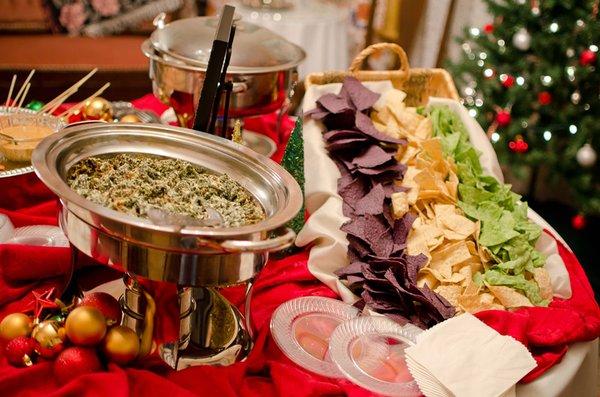 Cheesy Spinach Dip with Assorted Colored Tortilla Chips