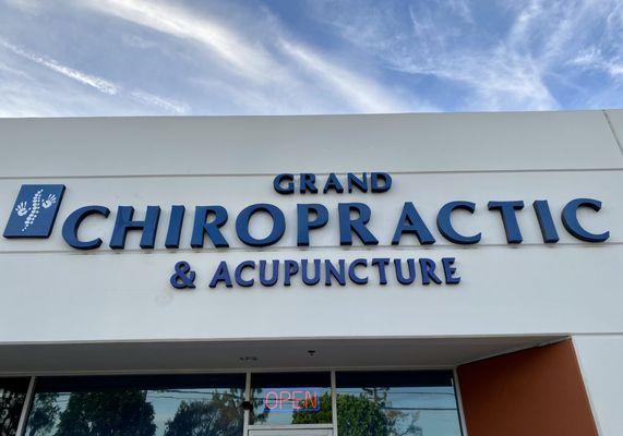 New Sign with Acupuncture!