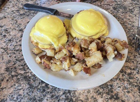 Eggs Benedict