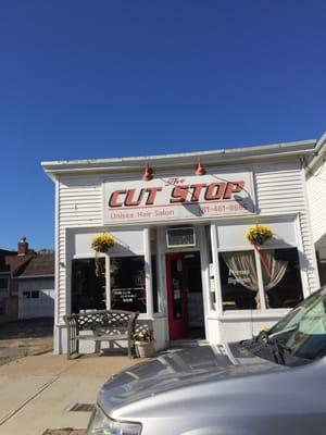 Cut Stop of Dedham -- 537 High Street, Dedham             Storefront