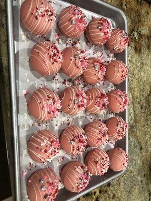 Valentine's Day hot cocoa bombs