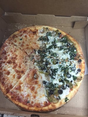 This pizza is the best that I tried in FLORIDA.