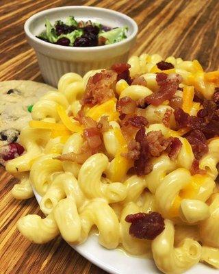 Our Famous Bacon Mac-n-Cheese