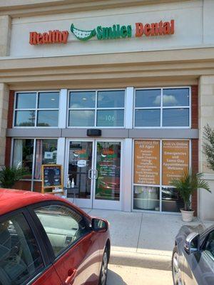 Store front. Alex Bajan von Krasnik visiting Healthy Smiles Dental: Falls Church Dentist