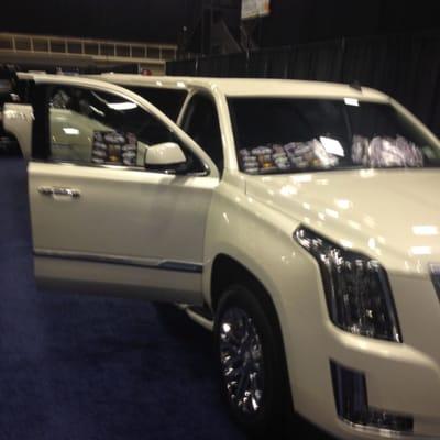 2014 chauffeured driven limousine show