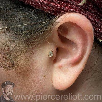 Tragus piercing