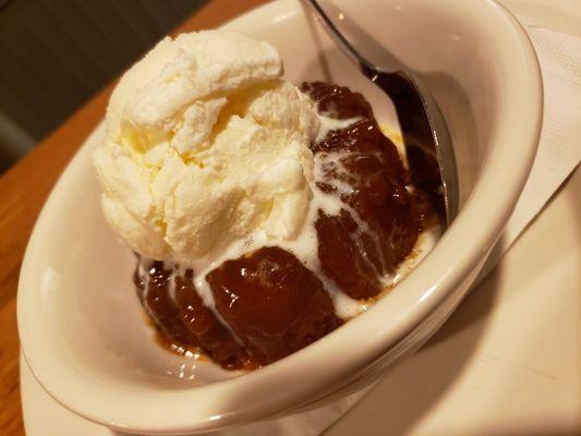 Sticky toffee pudding