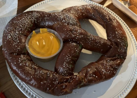 The big pretzel. Huge! Buttery, crispy and enough for 2 or 2 friends to share.