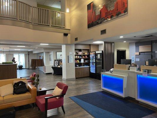 Holiday Inn Express & Suites Austin North Central, an IHG Hotel