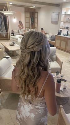 Half up half down, wedding hair.