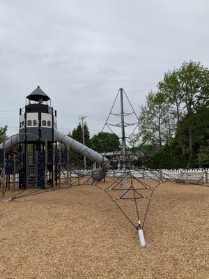 Playground spider web