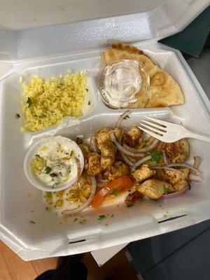 Chicken souvlaki platter