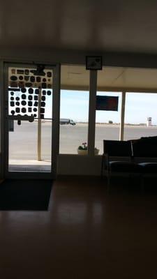 Imperial County Airport (IPL)