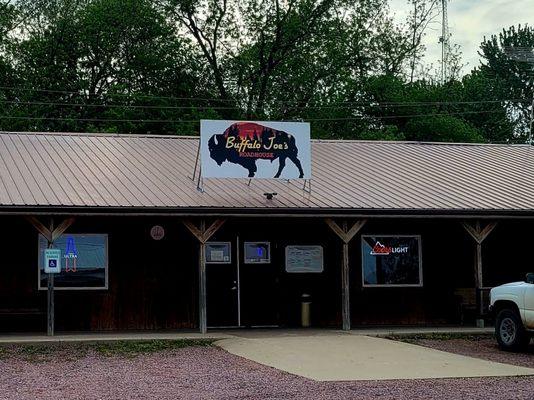 A delicious spot in the Loess Hills. Great beers, service and food.