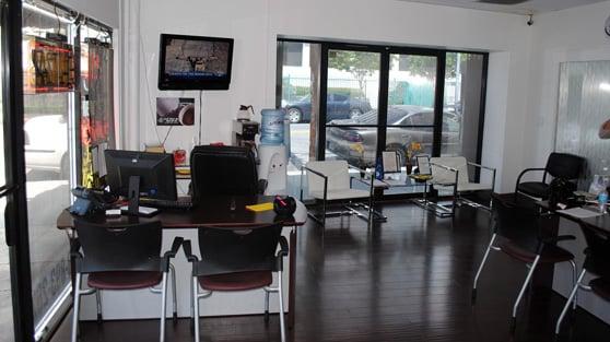 Los Angeles bail bonds front interior view.