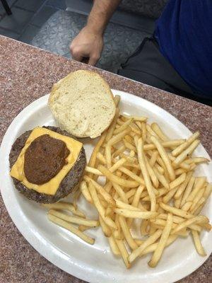 Hamburger with American cheese and sauce