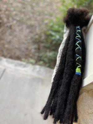 Freeform dreadlock extensions