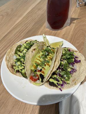 The taco trio plate