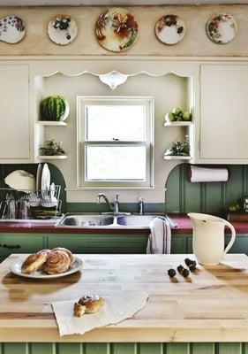 fully stocked kitchen