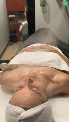 Dermalogica Pro60 
 60 min. Custom Facial