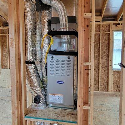 Carrier Gas upflow. New construction setup.