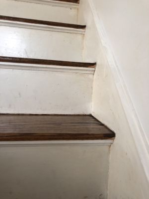 Corners of stairs not stained