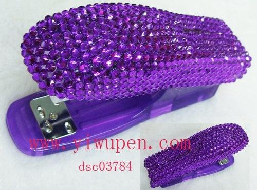 Bling Bling/Crystal/Jewelled/Stone studded STAPLER,
   OEM is welcome
   Wholesale/Export,Factory supply 
   yiwupen@gmail.com