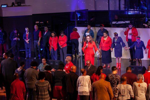 First Lady Desiree Eastland Praying