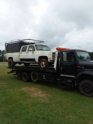 Jumpstart, Lockout, Fuel Delivery,  Tire Change, Winch Service, Abandoned Vehicle Removal,  and Towing.