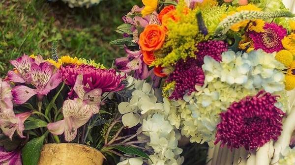 A hint of color from a table design