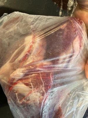 How he chopped 10 pound meat with plastic rope to make it more delicious.