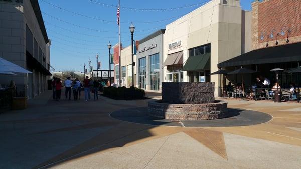 Walkway at Eastwood Towne Center