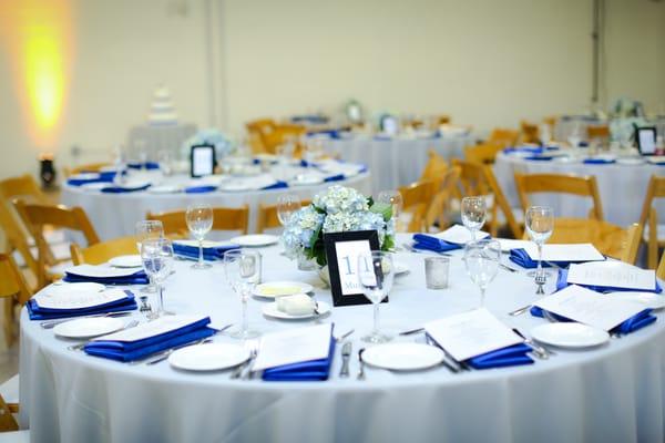 Table setting in Blue and Silver at the Washbow