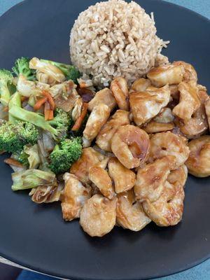 Chicken and shrimp lunch!!