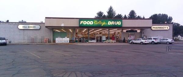 The store seen from the parking lot