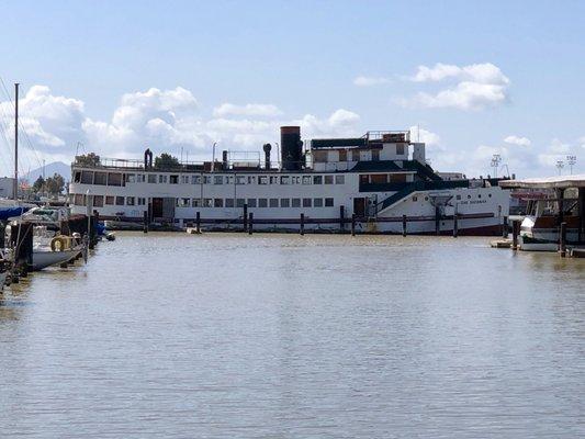 I think Vallejo needs to restore this ferry to be the Vallejo Harbor Queen