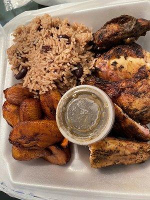 Jerk chicken, rice and peas, plantain