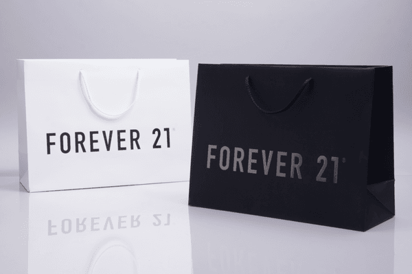 custom branded luxury paper bags