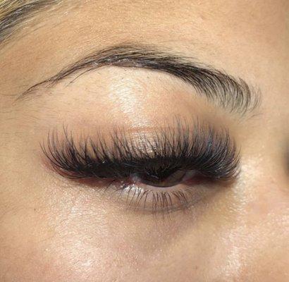 Eyelash Extensions {Mega Volume}