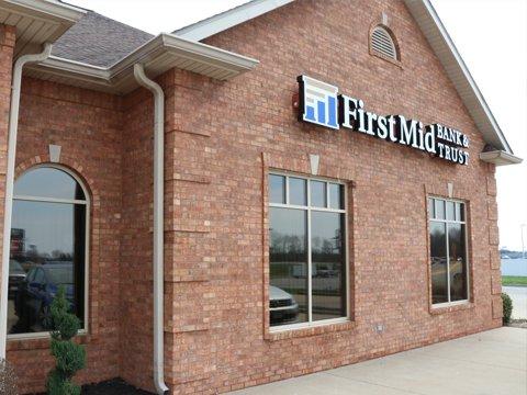 First Mid Bank & Trust