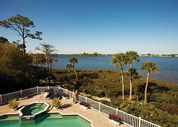 Palm City, FL sits along the beautiful St. Lucie River.