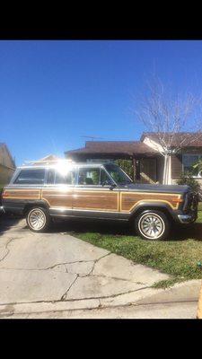 87 jeep grand wagoner